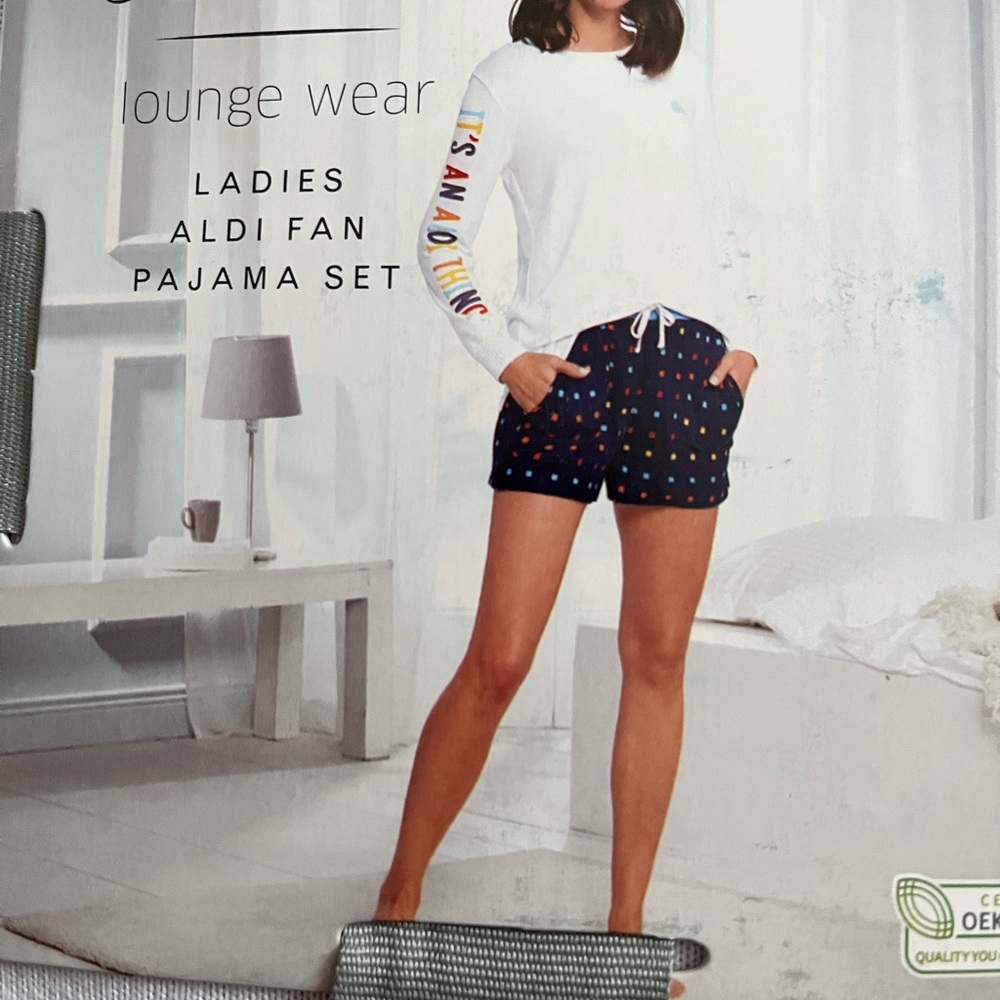 Aldi Super Fan Lounge Wear SZ XL